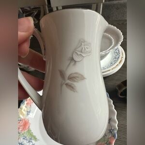 Noritake Rosay White Porcelain Base